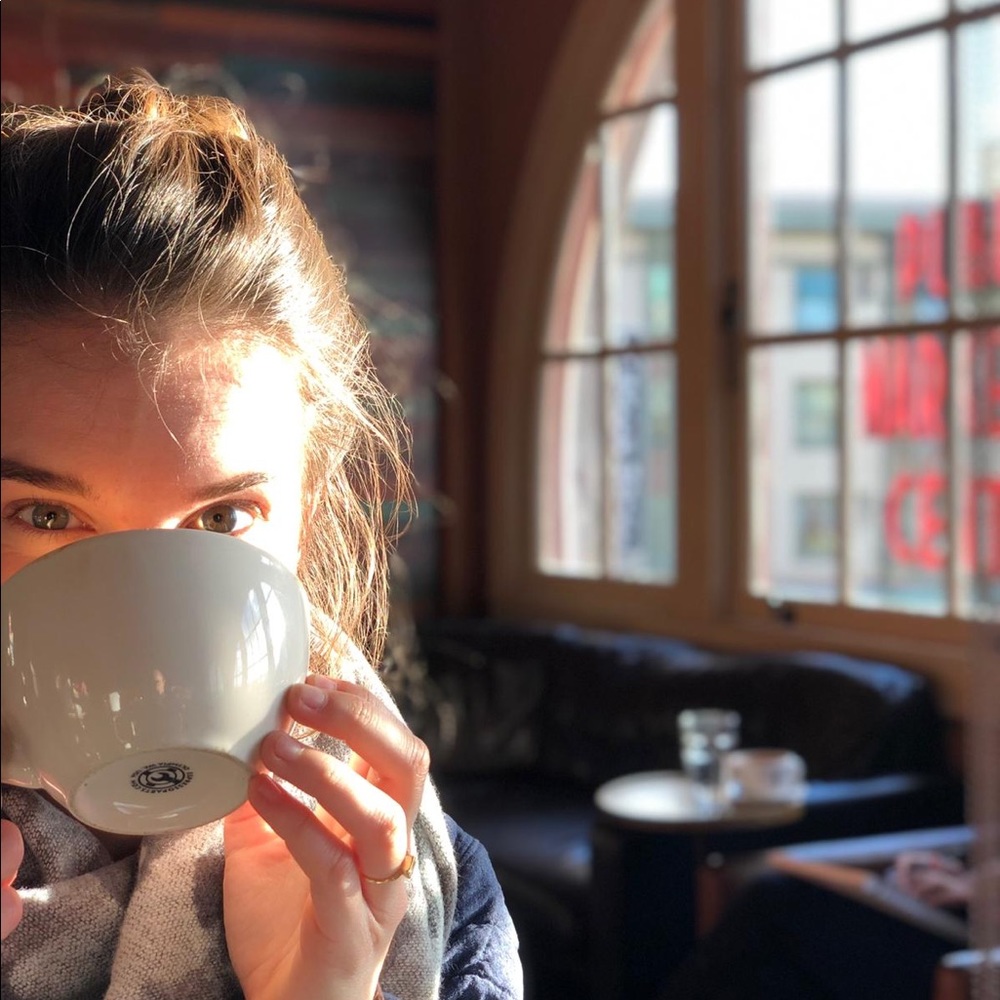 Meet your Posher, Emily